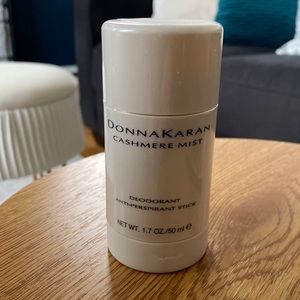 Donna Karan Cashmere Mist deodorant